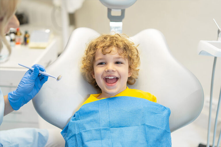 أطفالك وطبيب الأسنان